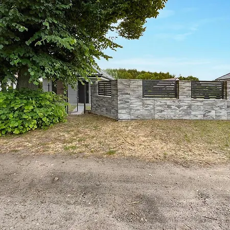Amazing In With Kitchen Holiday home *
