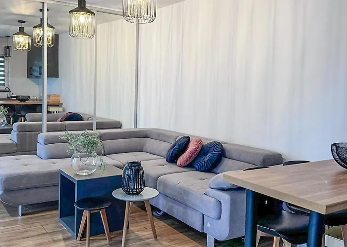 Lovely In Semesterbostad *